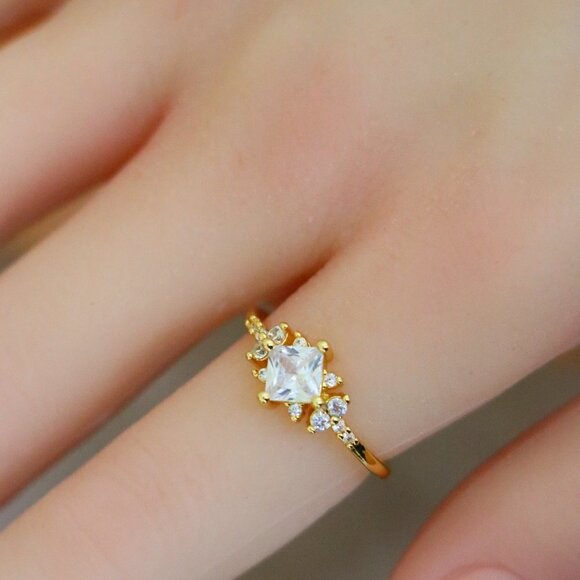 Noble Square Flower Gold Plated Princess Ring for Women, PDMCM074-6 - Picture 7 of 9